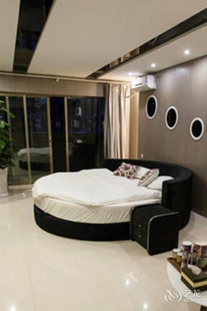 Yawei Apartment Hotel Kunming Exterior photo
